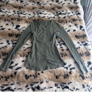 Aerie Green Long Sleeve Henley